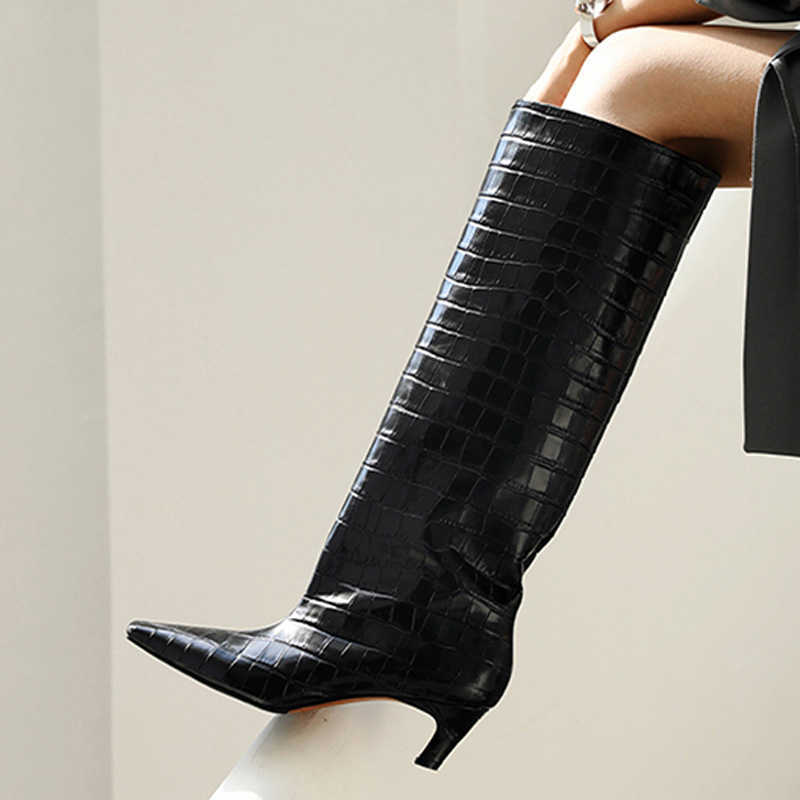 Crocodile Pattern Knight Martin Boots Women Boots Leather Thick High Heel Straight Leg Boots Long Leg Boots Knee Length Boots Boots 240826