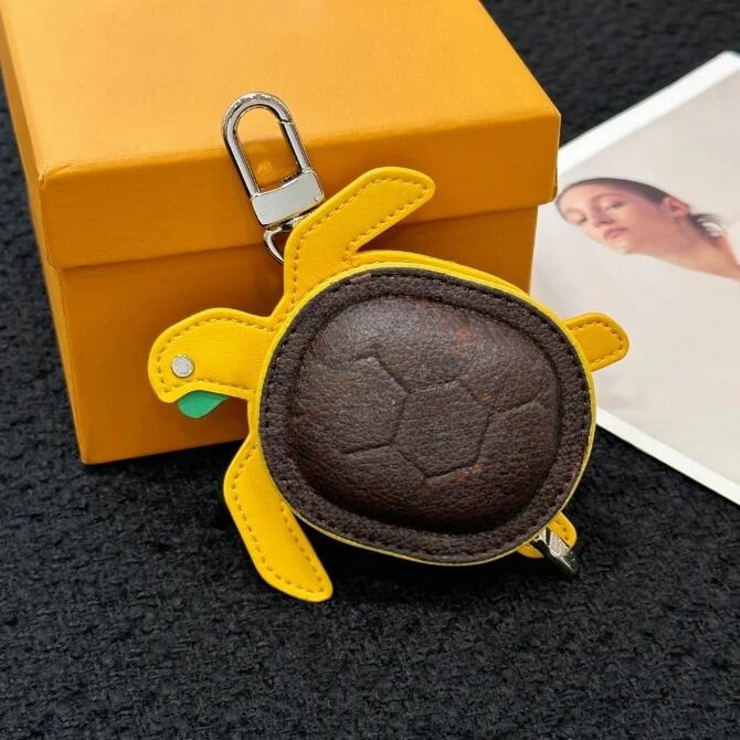 Turtle Keychains Leather Bag Charms for Women Fashion Pendant for Purses Wallets and Bkpks L250928KYX8