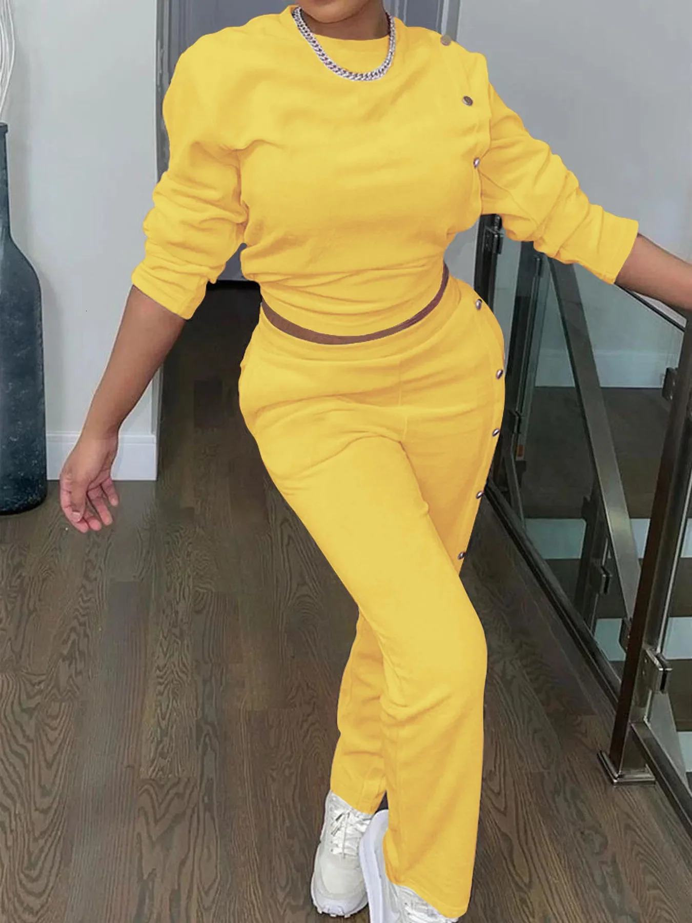 Womens twopiece side chest sports shirt long sleeved topmens fashionable casual matching pants set 2piece 241008