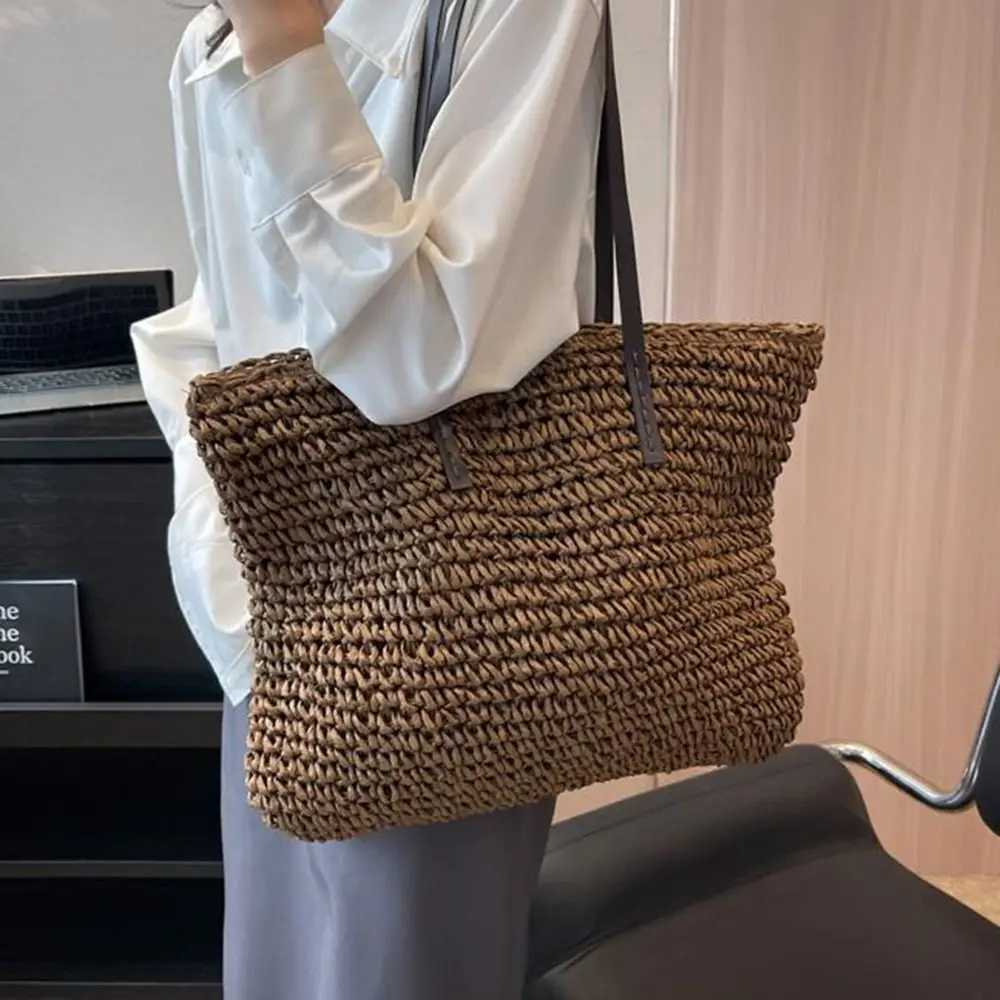 New Luxury Turf Womens Handbag Summer Leisure Large Capacity Handbag Fashion Beach Womens Shoulder Bag Simple Style Shopping Bag Y241011