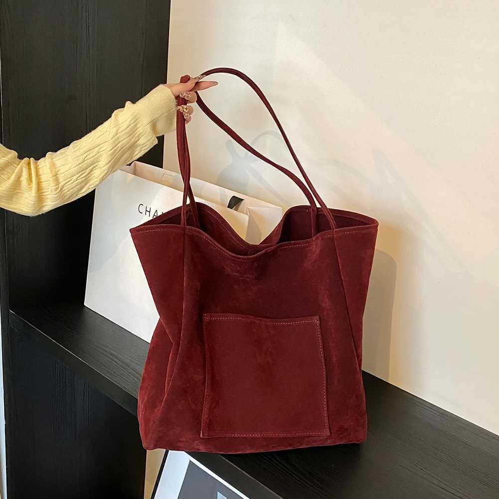 Suede Shoulder Bag for Ladies s Handbags Purse Fashion Large Capacity 2024 New Autumn and Winter Versatile Commuting Tote 241011