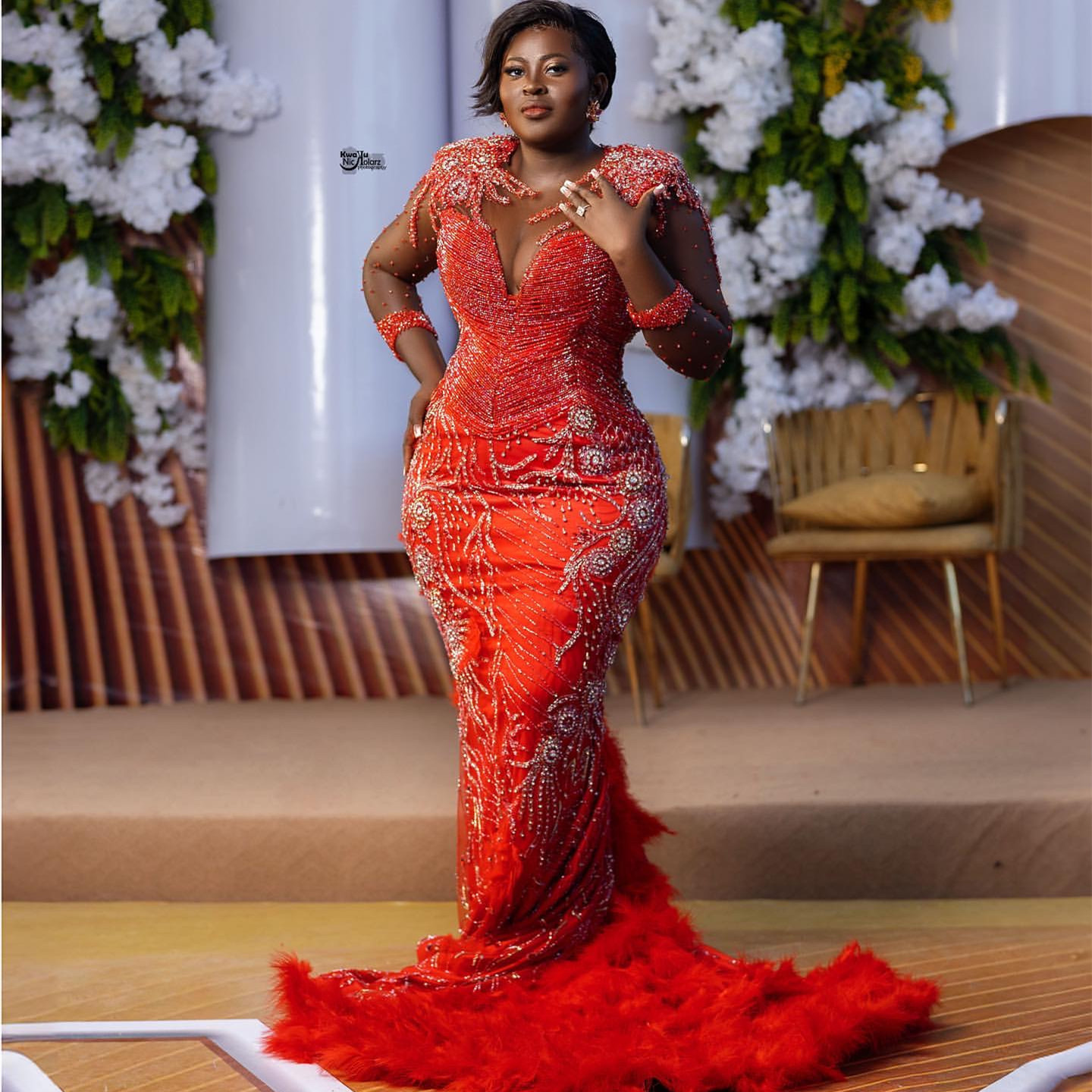 Aso Ebi 2024 Red Prom Dresses Rhinestones Beaded Feather Sequined Evening Formal Sheer Neck Party Second Reception Birthday Gowns Dress For Special Oc
