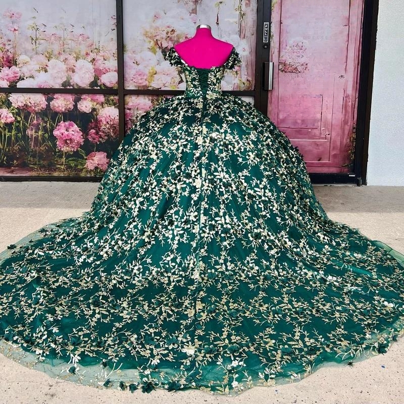 Emerald Green Quinceanera Dresses Off The Shoulder Sequined Appliques Lace Flower Tull Sweet 16 Birthday Party Dress Vestidos 15 de Anos
