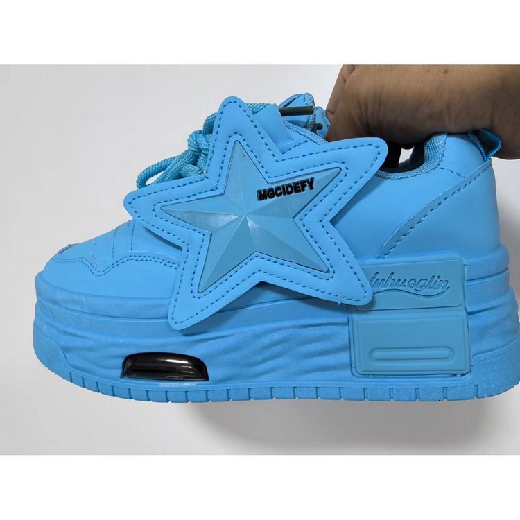 2024 Spring/Summer New Star Dopamine Bread Shoes Design Sensation Board Shoes Thick Bottom Height Increasing New Sports Shoes