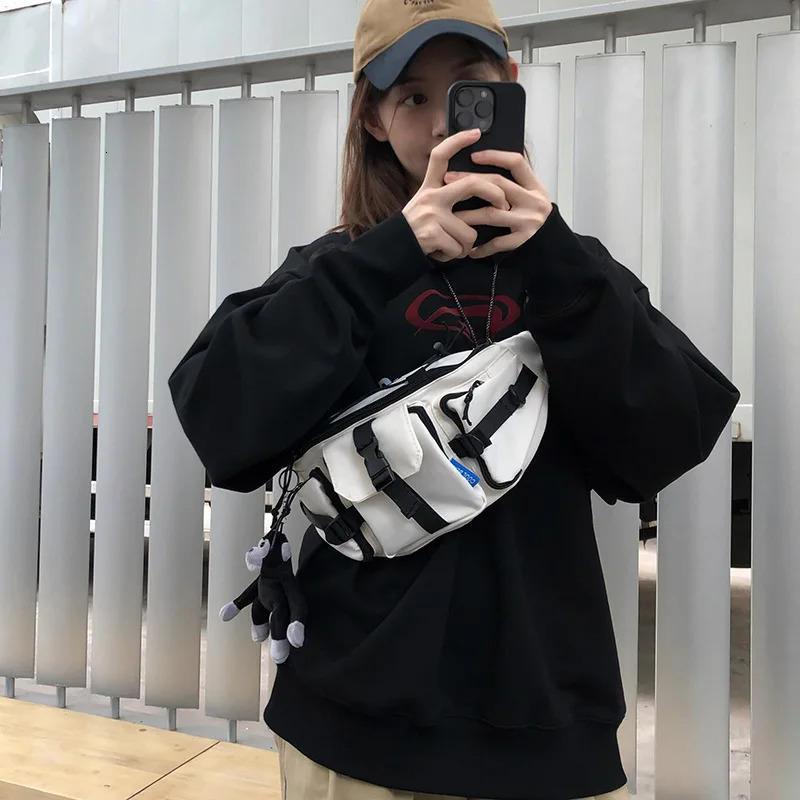 Techwear Street Hip Hop Luggage Mens Outdoor Leisure Sports Cross body Bag Multi pocket Functional Motorcycle Fan Bag 241008