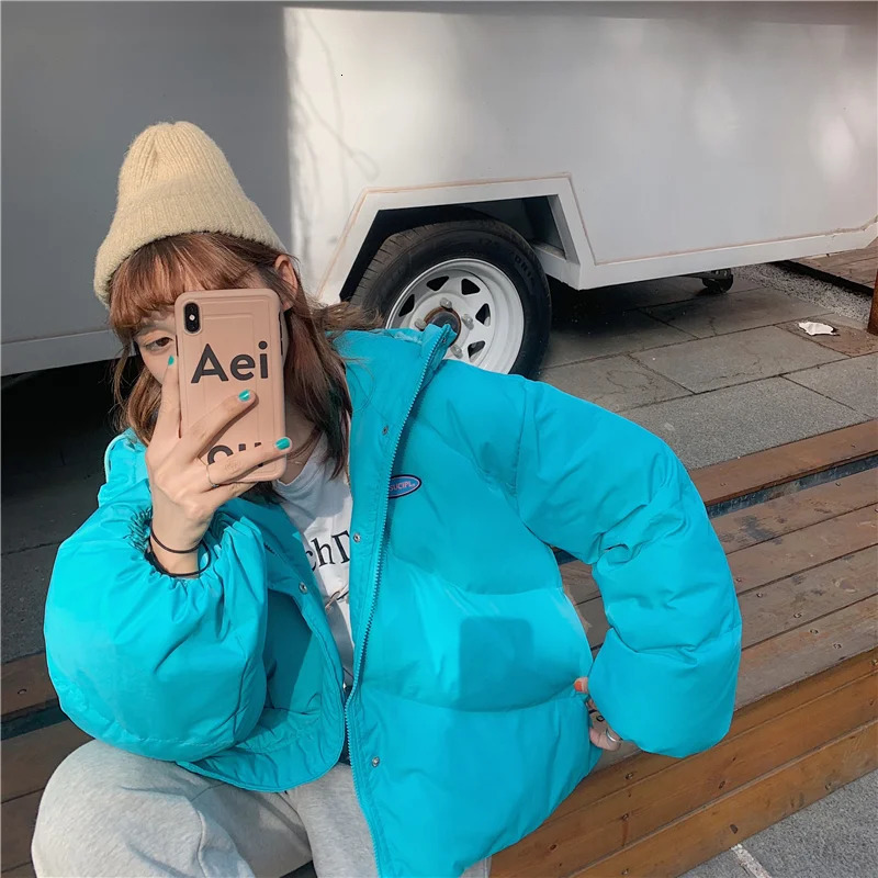 Blue hooded down jacket for women yellow fashionable American streetwear Y2K style duck down jacket for women winter short jacket 241009