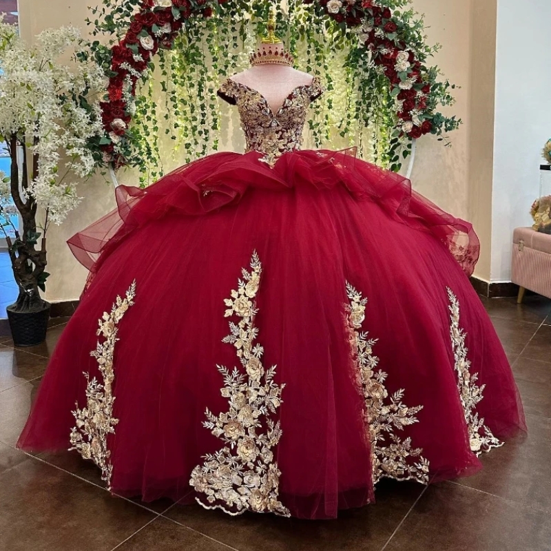 Sparkling Red Sweetheart Quinceanera Dresses Gold Appliques Lace Tull Party Birthday Sweet 16 Dress Ball Gown Graduation Vestidos de 15 Anos