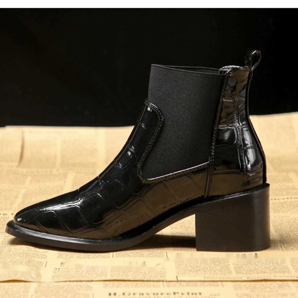 Womens Short Martin Boots Thick Heel Winter Style Fashion Boots Chelsea British Lacquer Leather Middle Heel Boots 240826