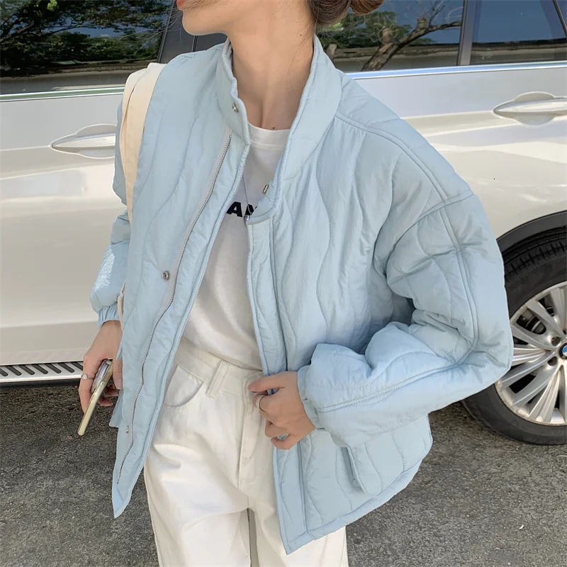 Blue down jacket womens coat khaki black fashionable American streetwear Y2K style down jacket womens winter short jacket 241009