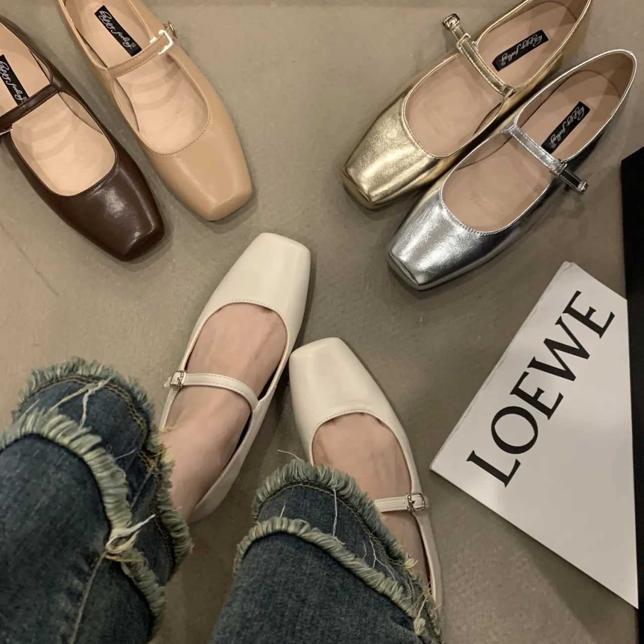2024 Spring Single Shoes Fashion Shallow Smooth Womens Flat Shoes Womens Casual Outdoor Ballet Shoes Y241011