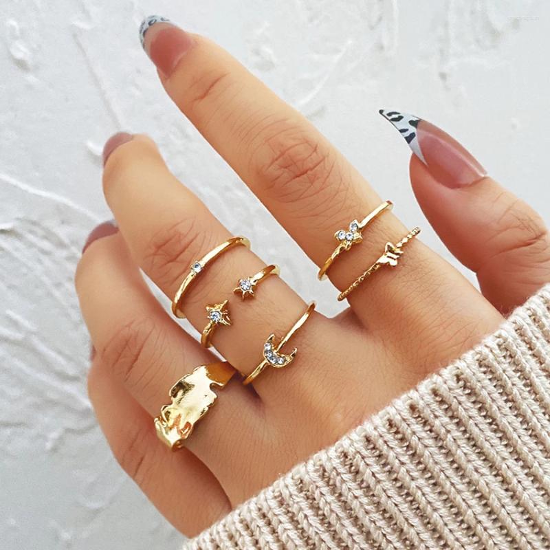 Bohemian Cluster Rings: Style 6pcs/Set Crystal Wedding Ring Set for Women Men, Unique Geometric Moon and Star Jewelry Accessories 4