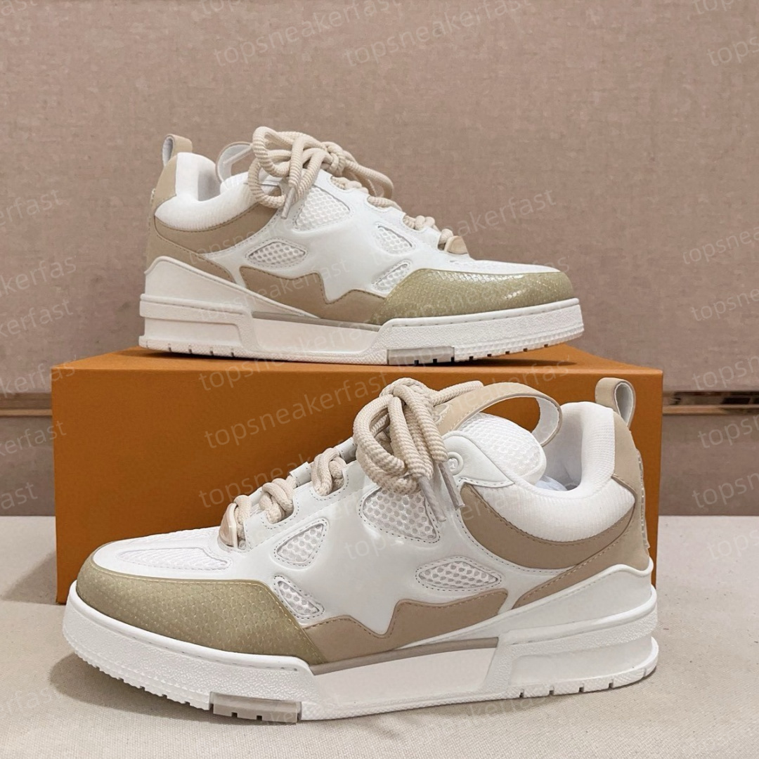 Designer Sneakers Skate Shoes Calfskin Shoes Floor Low Womens Mens Leather Trainers Platform White Black Green Embossed Casual Shoes