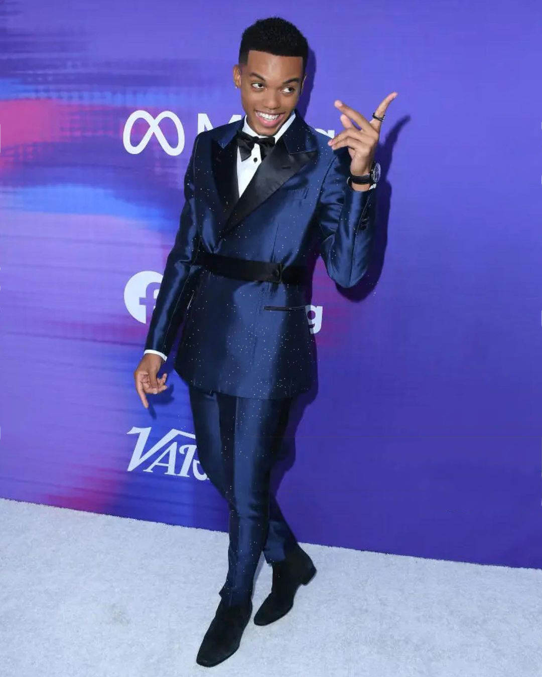 Elegant Wedding Suits Peaked Lapel Jacket 2 Pieces Set Men's Tuxedo Belt One Button Tailored Dinner Prom Groom Blazer Custom Made (Coat+Pants)