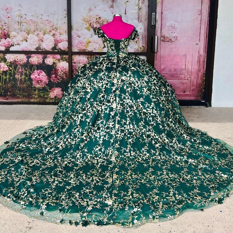 Emerald Green Quinceanera Dresses Off The Shoulder Sequined Appliques Lace Flower Tull Sweet 16 Birthday Party Dress Vestidos 15 de Anos