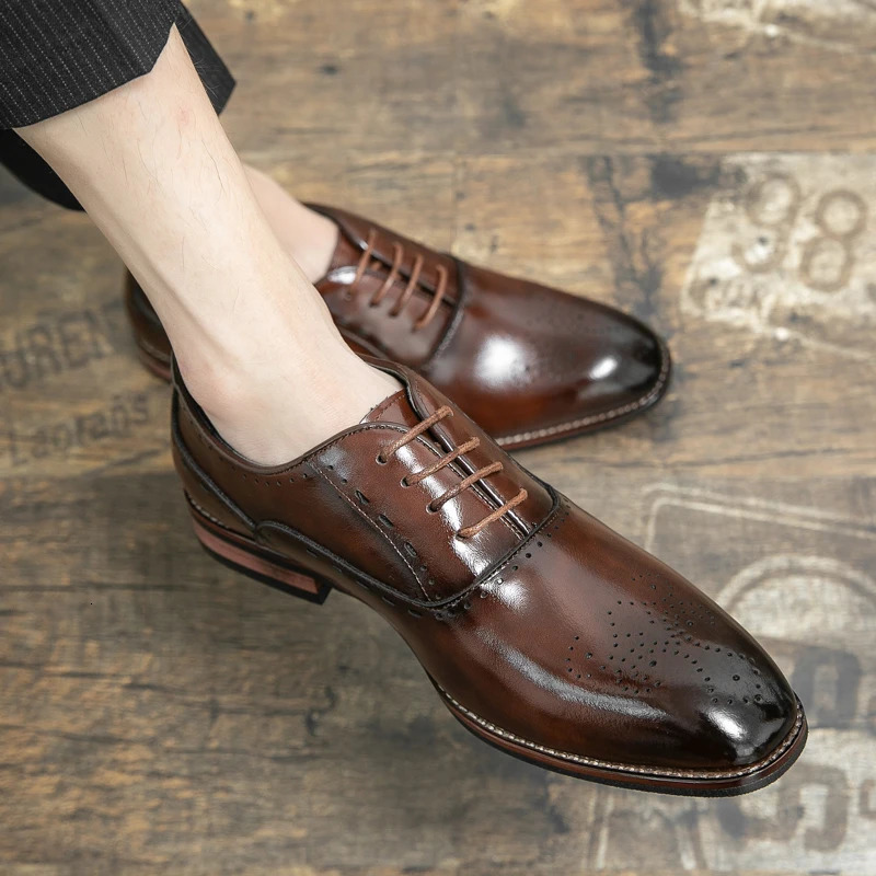 High quality business formal leather shoes mens casual dress shoes classic Italian formal Oxford elegant shoes mens office shoes 241007