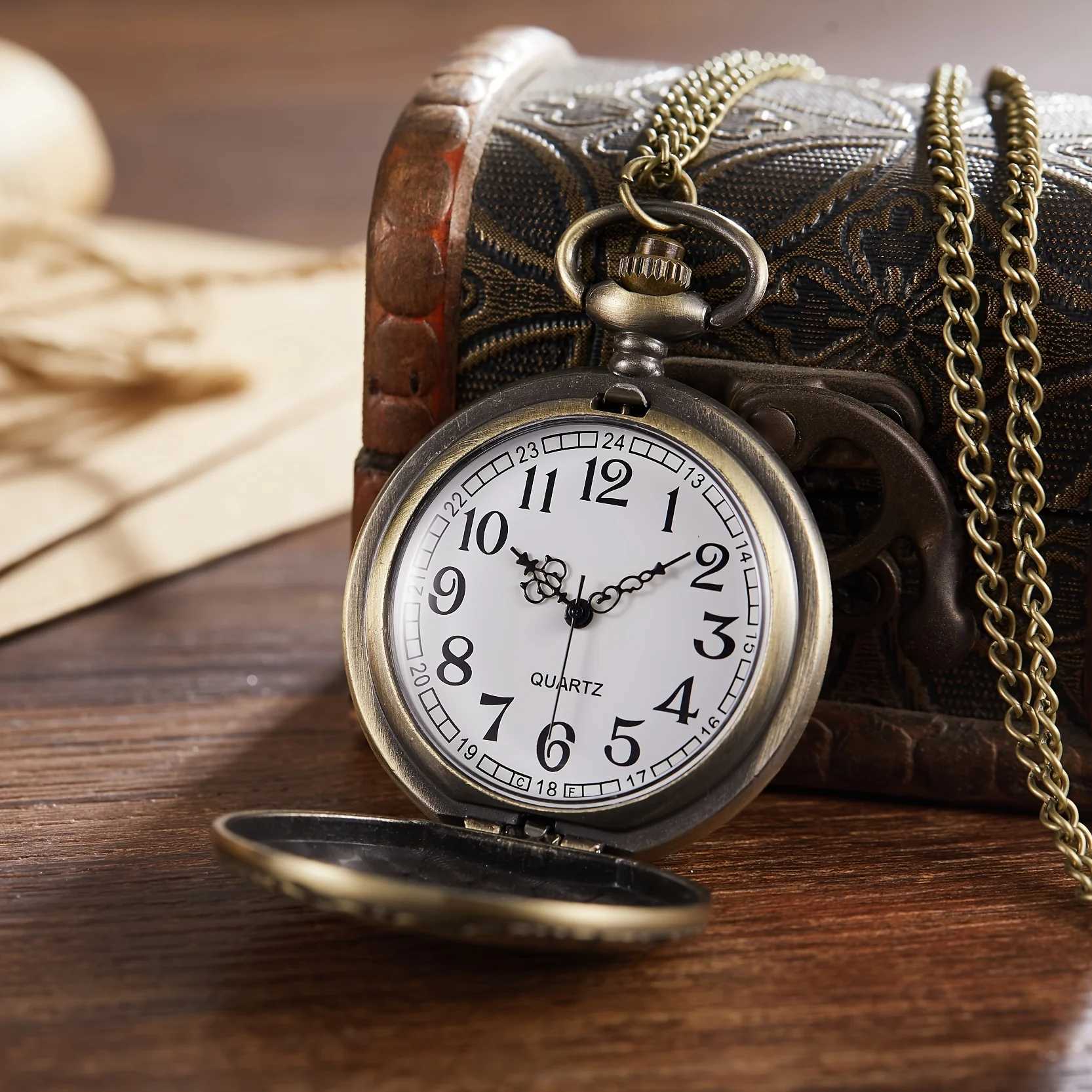 Retro nostalgic classic flip top womens pocket watch necklace pendant watch quartz suitable for gifting W241010