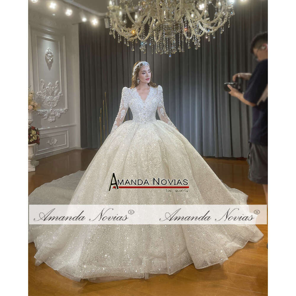 Royal V-necke Lace Shiny Wedding Dress