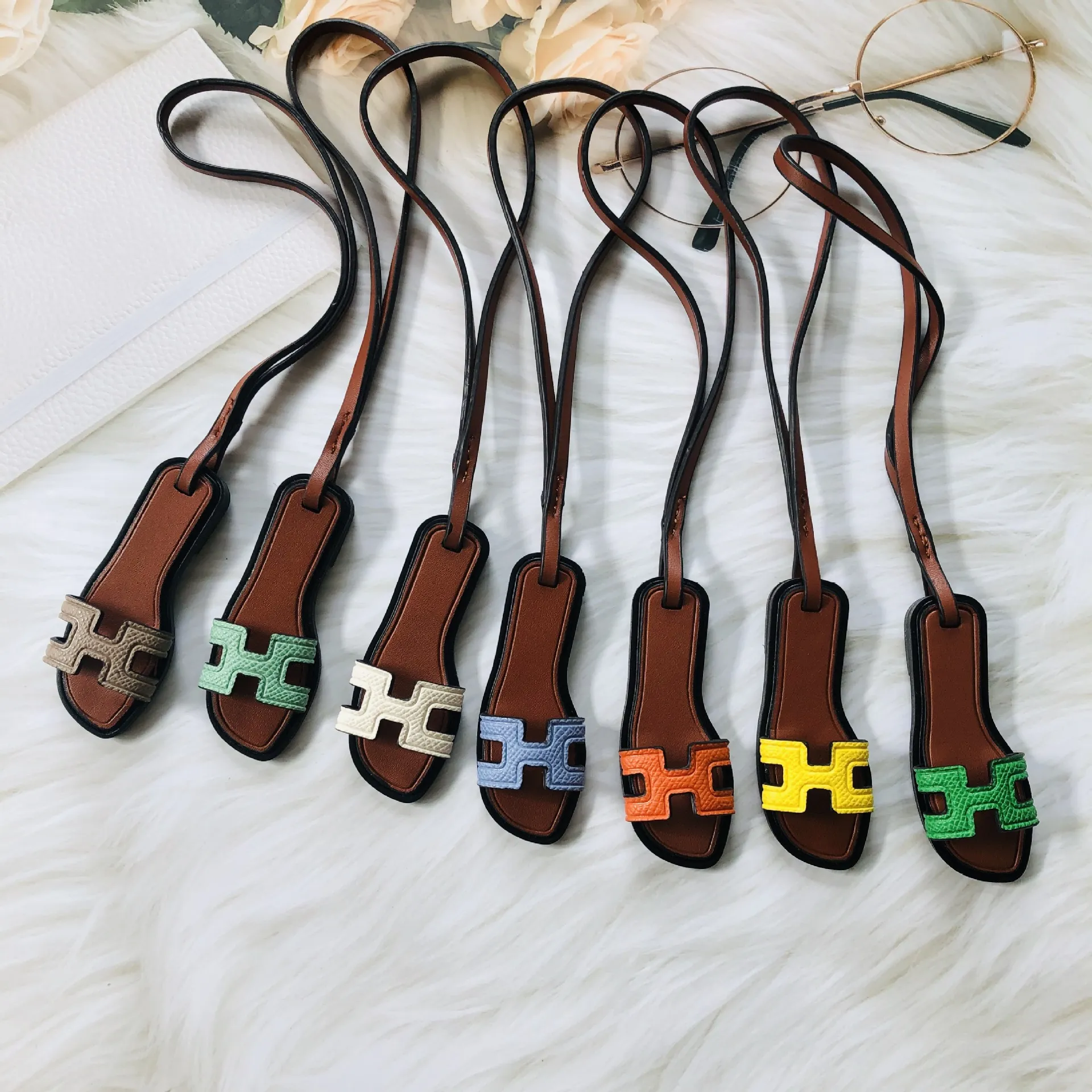 Letter Small Slippers Pendant bag Keychain PU Leather Fashion Small Sandals Vegetable Basket Bags Hanging Ornament