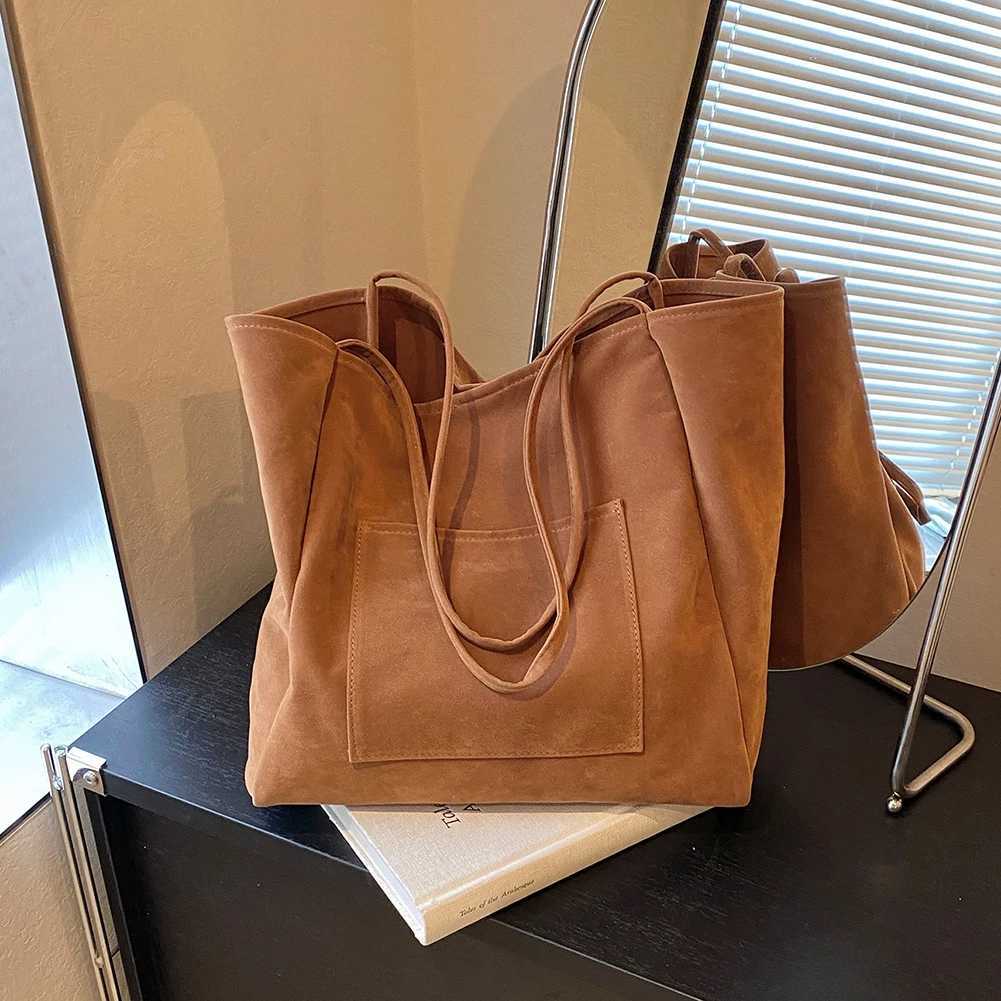Suede Shoulder Bag for Ladies s Handbags Purse Fashion Large Capacity 2024 New Autumn and Winter Versatile Commuting Tote 241011