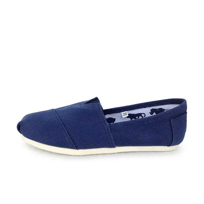 Mens and womens solid color Thomas shoes large size 35-45 breathable plain canvas plain shoes solid color soft leather linen shoes Y241011
