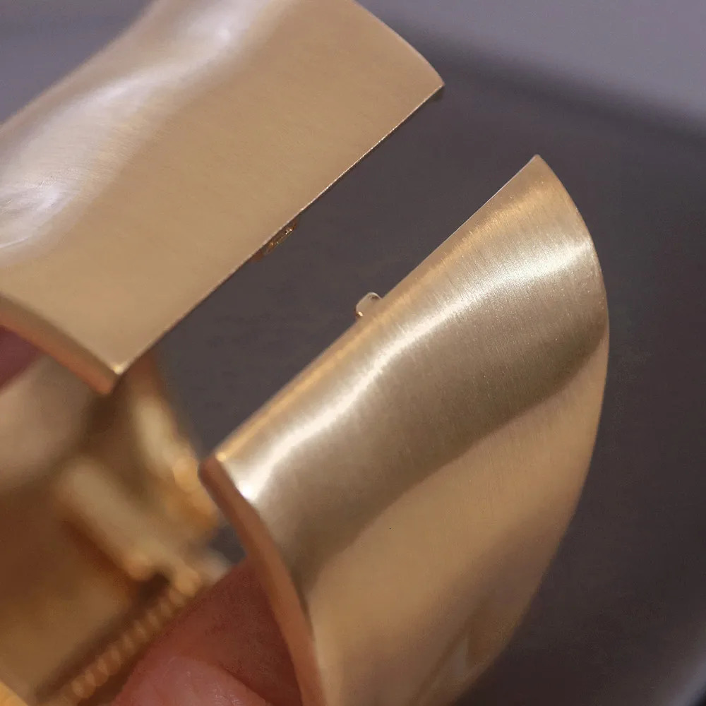 Punk Minimalist Alloy Matte Cuff Bracelet Womens Statement Irregular Wide Bracelet Party Fashion Jewelry Gift 241007