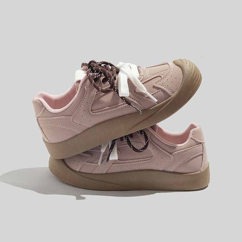Design sense board shoes for women, 2024 autumn new fashion shoes, Korean version sports and leisure shoes, student low top German training shoes
