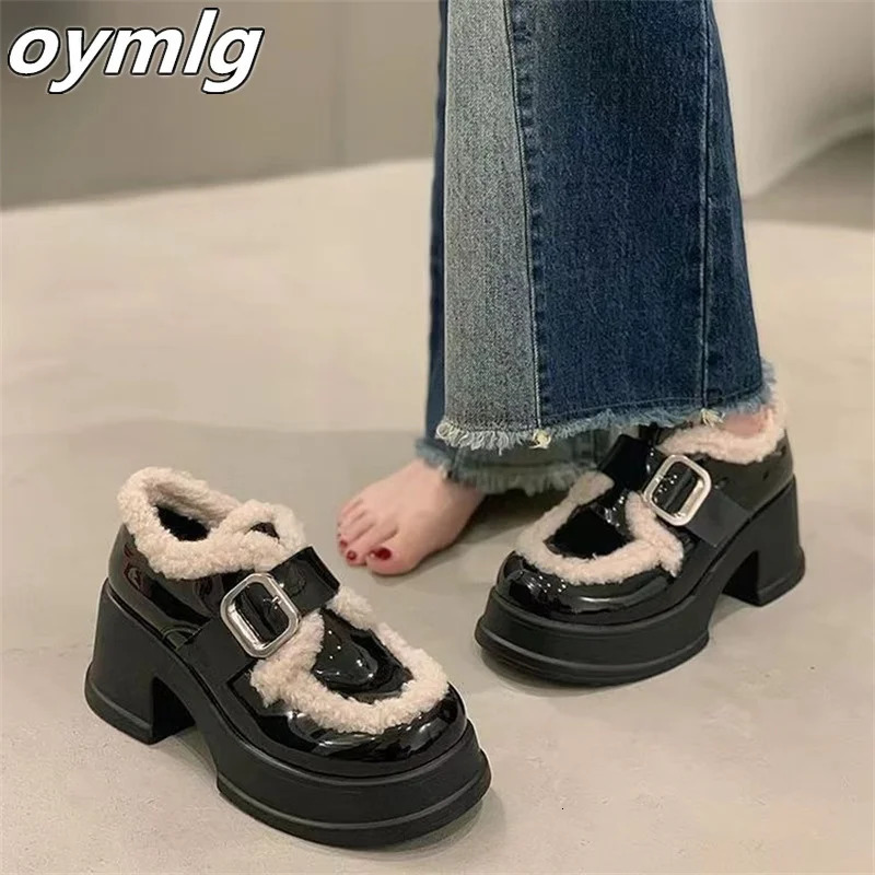Thick soled Mary Jane lamb fur leather shoes for womens winter fashion casual small figure retro Lefu shoes 241007
