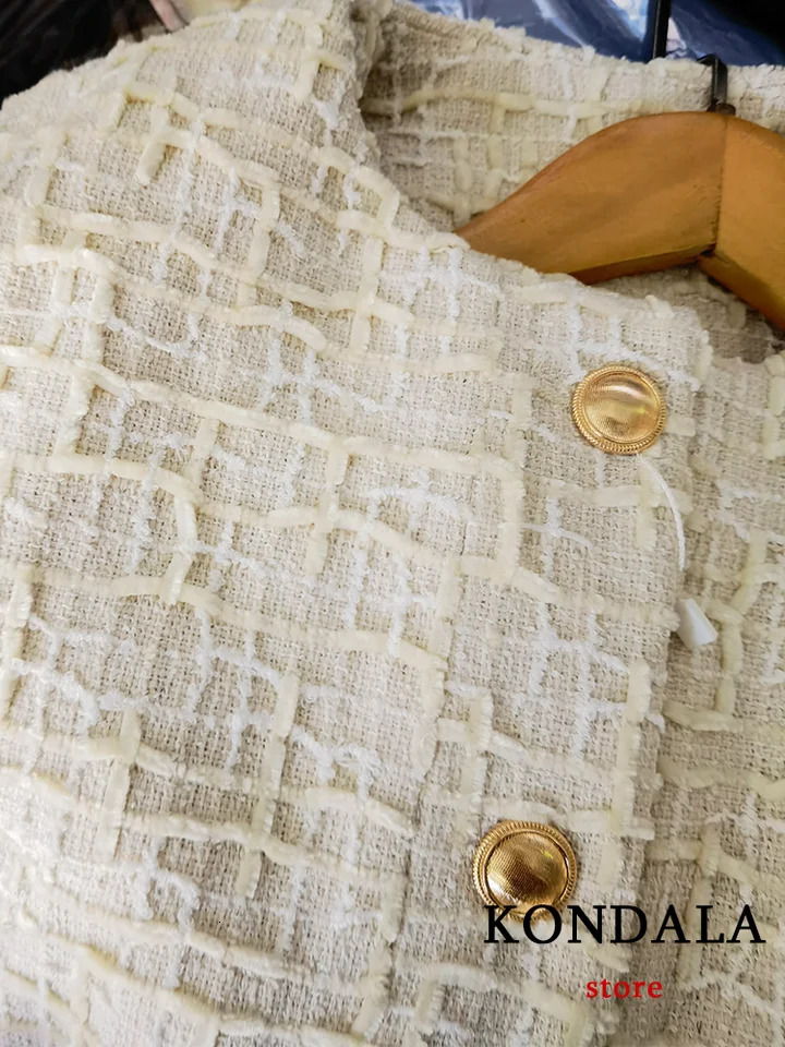 TRAFZA Office Womens Beige Twisted Bomber Jacket Womens Long Sleeve Button Spring Jacket Fashion Elegant Pocket Jacket 240930