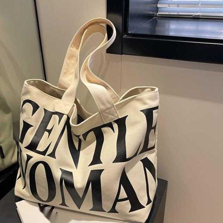 Fashion Canvas Bags Gentle Woman Tot Mommy Bag Letter Printed Designer Bag Simple Shoulder Trendy Large Capacity Shopping Bags