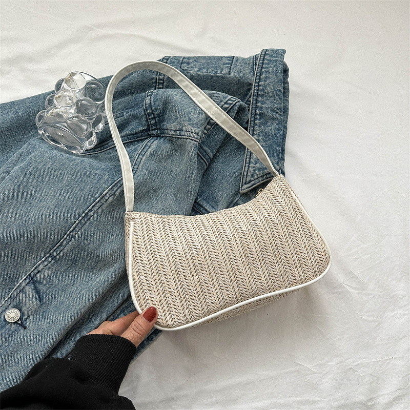 Spring New Simple Underarm Casual Commuter Shoulder for Women, Popular Knitted Women's Bag This Year