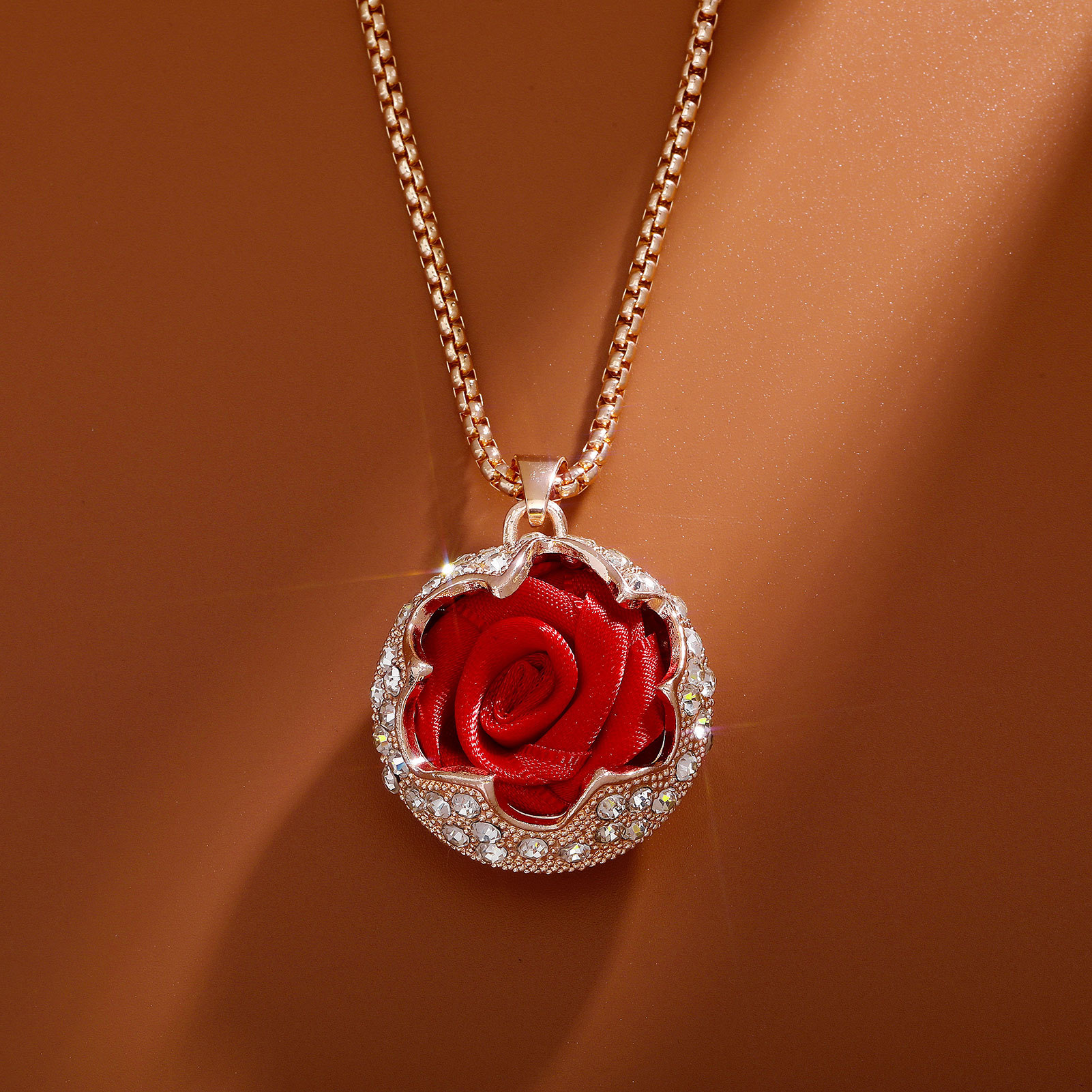 Double Sides Rose Flower Pendant Necklace Gold Plated Sweater Chain Jewelry Girl Women Gift