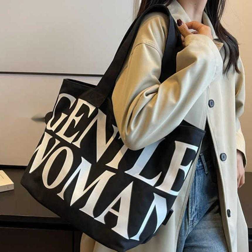 Fashion Canvas Bags Gentle Woman Tot Mommy Bag Letter Printed Designer Bag Simple Shoulder Trendy Large Capacity Shopping Bags
