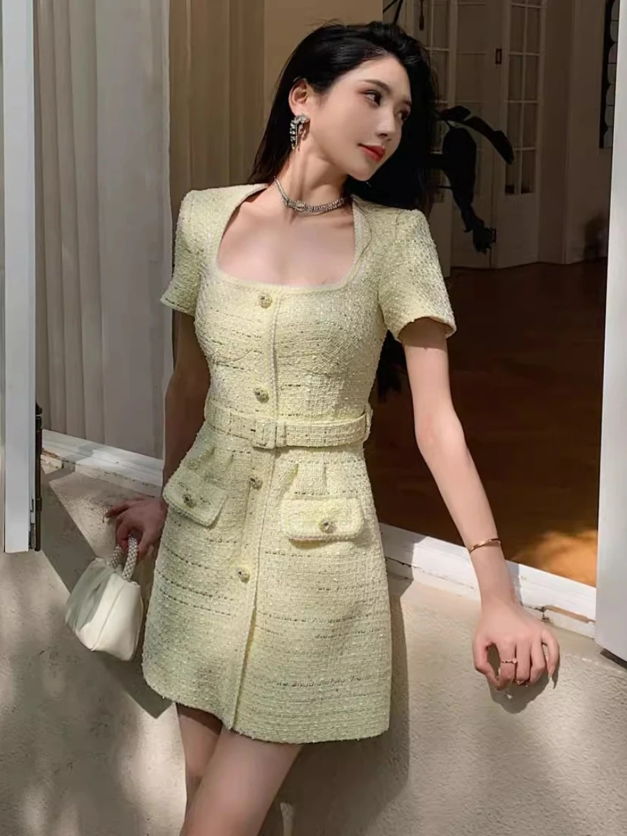 French little perfume tweed dress autumn womens short sleeved celebrity button plain wool belt short vest 241010
