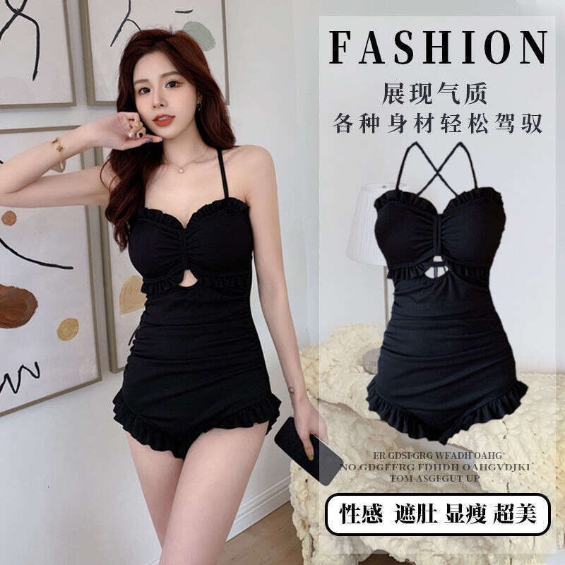 Swimsuit 2024 New Korean Instagram One-Piece Sexy Conservative Cover Belly Slimming Fairy Hot Spring Women's Clothing