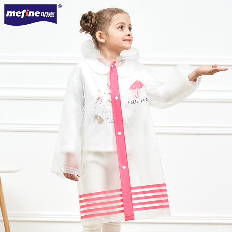 Children's hooded raincoats meet the needs of different age groups