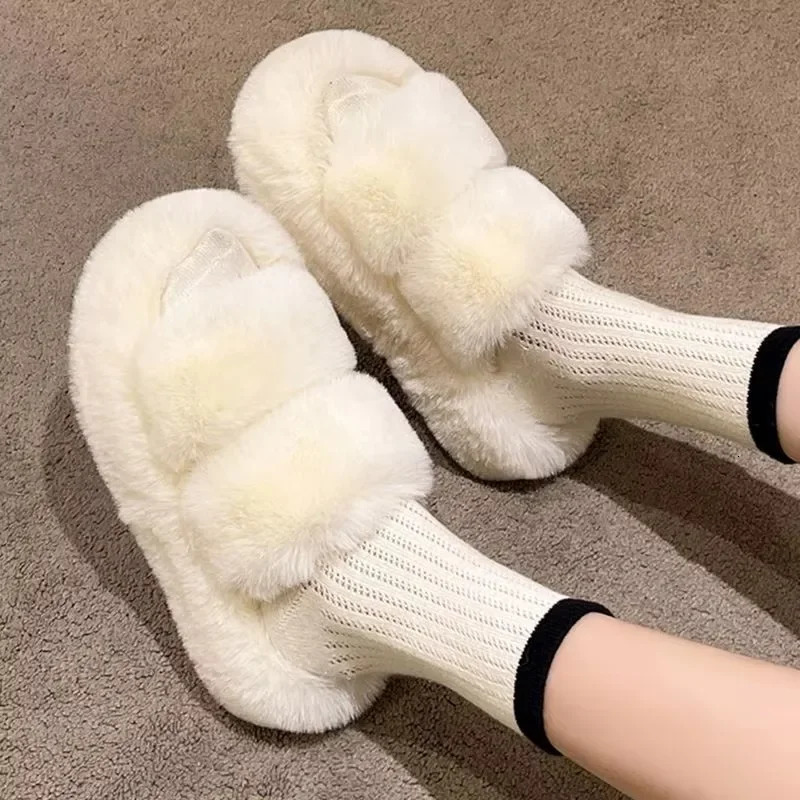 Winter fluffy slider womens home fur slider womens flat comfortable fuzzy indoor shoes Korean slider 241007
