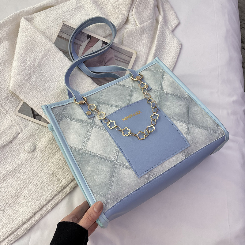 Women's large capacity commuting textured handbag winter new versatile Korean version armpit tote women's bag