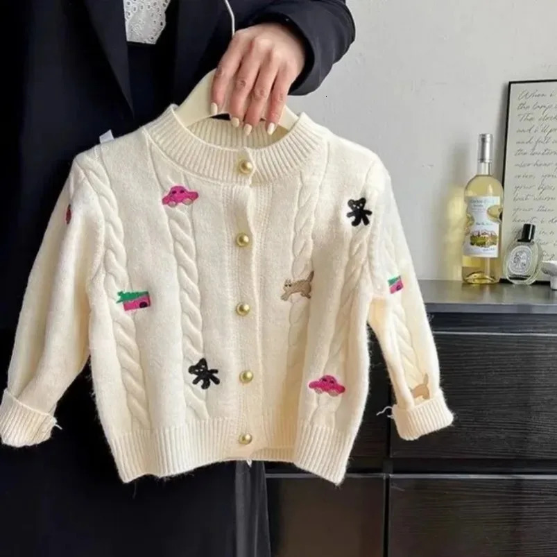 Baby girl sweater cardigan wool sweater spring/summer item for children knitted sweater top 241008