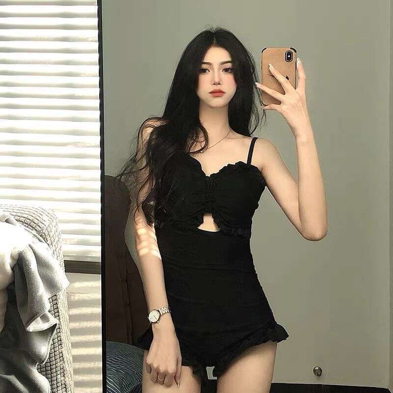 Swimsuit 2024 New Korean Instagram One-Piece Sexy Conservative Cover Belly Slimming Fairy Hot Spring Women's Clothing