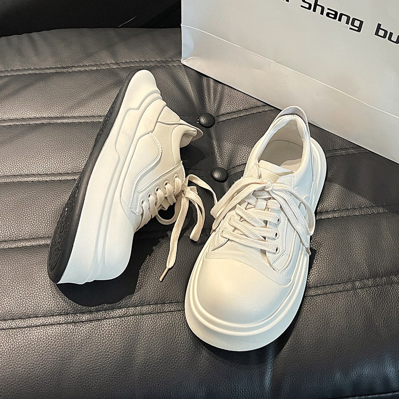 Versatile and niche design sense, white shoes for women in summer 2024, new casual and comfortable, thick sole, height increasing, bread single shoes,