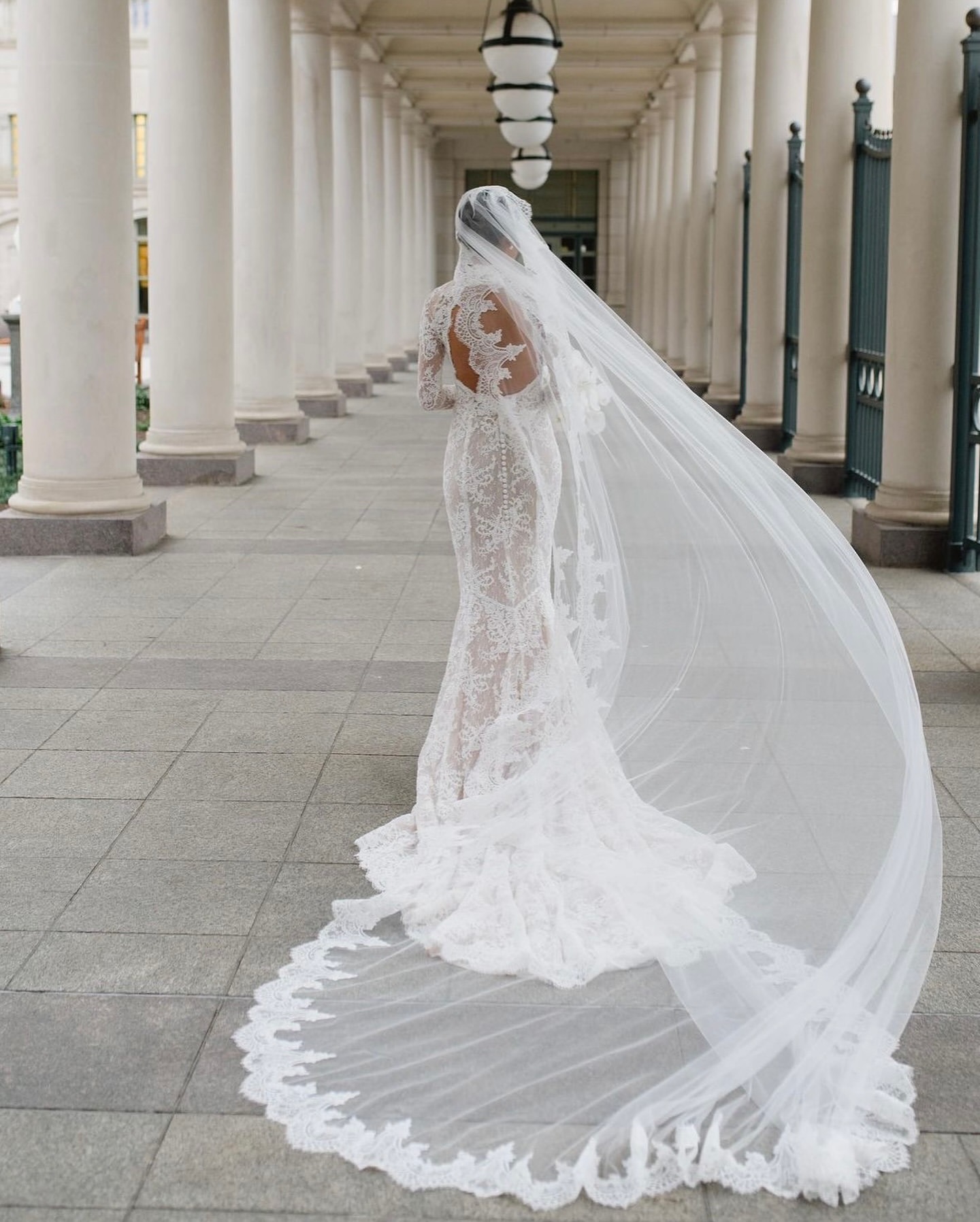 Classy 3 Meters of Premium Lace Fabric - Perfect Bridal Veil Accentuating Graceful Beauty Vintage Wedding Accessories Veils LF023