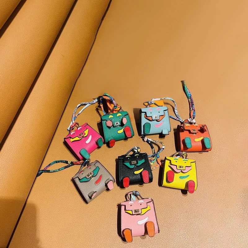 Keychains Lanyards Handmade Mini PU Leather Handbag Decoration Pendant Bag Earphone Box Tren Key Charm Mini Wallet Support Terms J241010