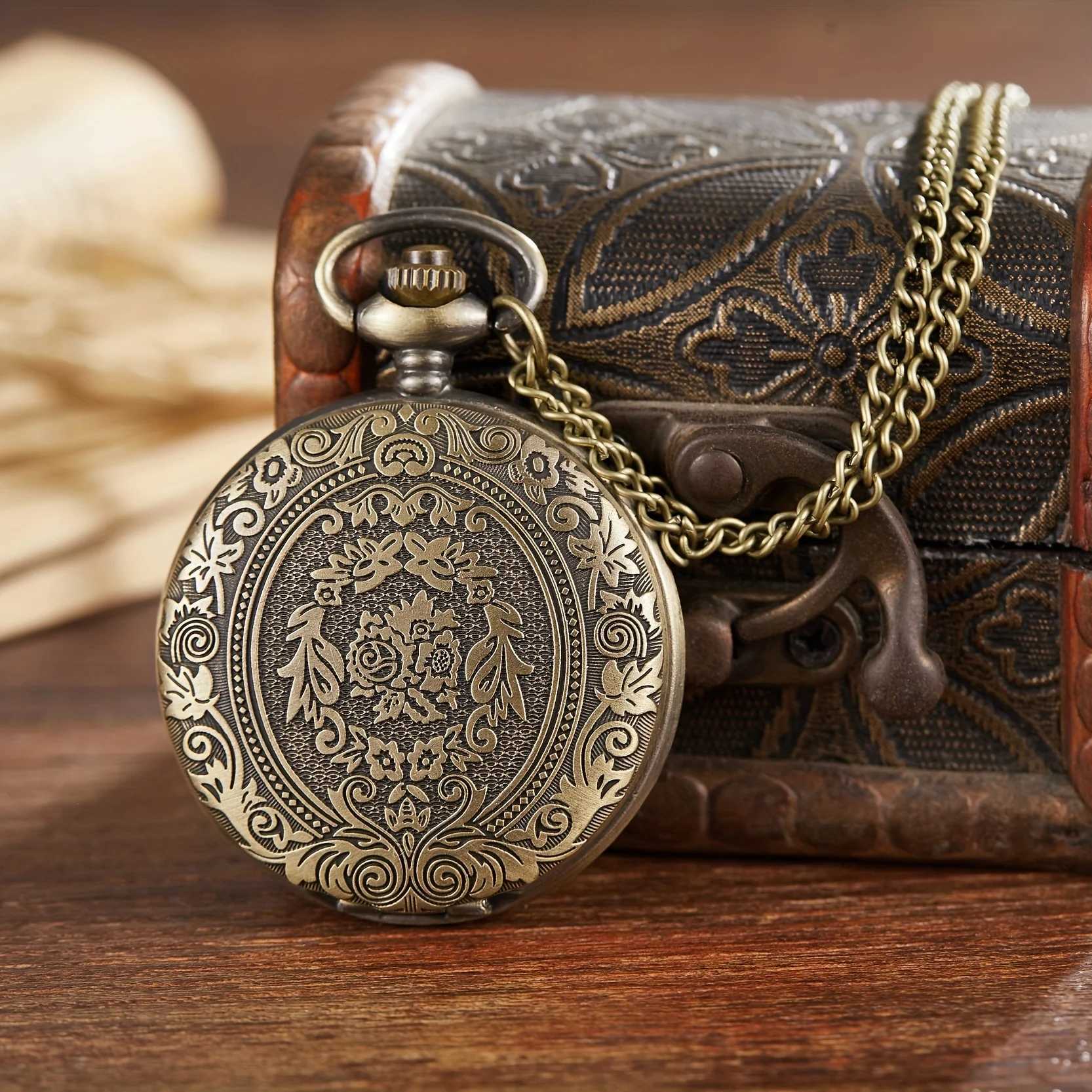 Retro nostalgic classic flip top womens pocket watch necklace pendant watch quartz suitable for gifting W241010