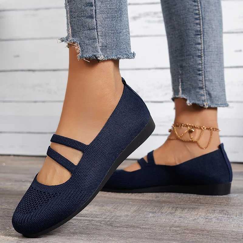 Womens elastic knitted flat shoes 2024 summer breathable soft Loafers womens lightweight sliding casual shoes Mom Moccasins Y241011