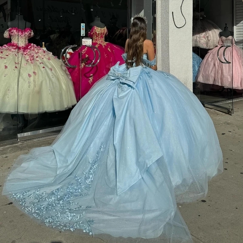 Sky Blue Shiny Quinceanera Dresses Sweetheart Applique Lace Bow Beads Tull Ball Gown Off the Shoulder Sweet 16 Vestidos 15 De XV Anos