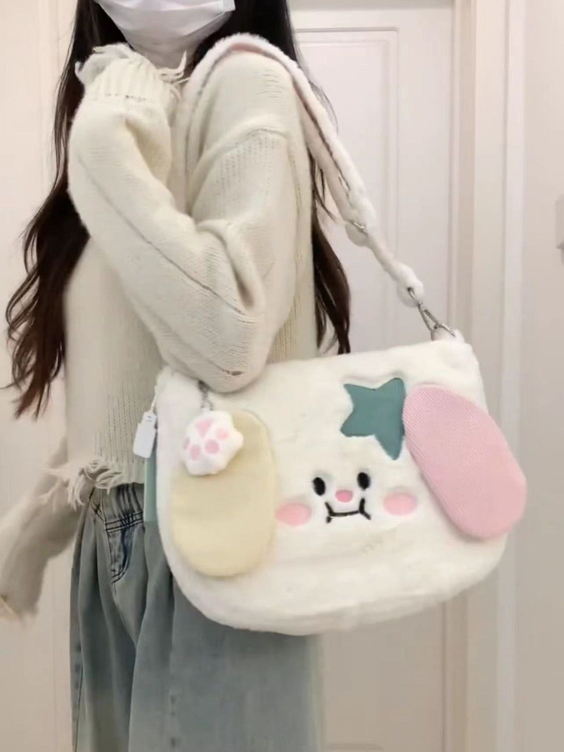 Cute puppy embroidered handbag Autumn/Winter plush large capacity female student shoulder bag Underarm commuter bag