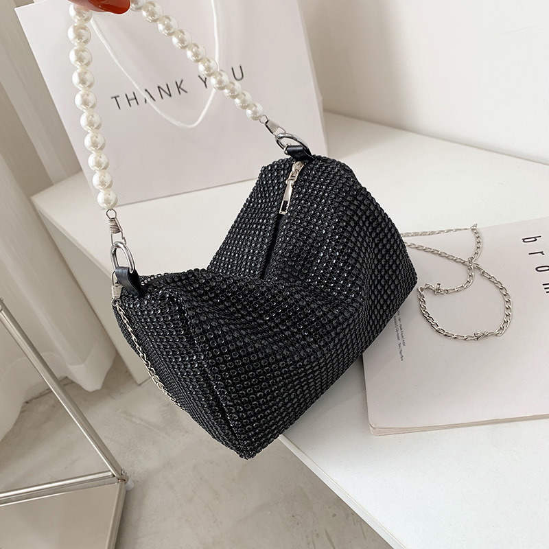 Live streaming internet celebrity small stylish women's new trendy and fashionable color diamond crossbody bag, pearl chain bag