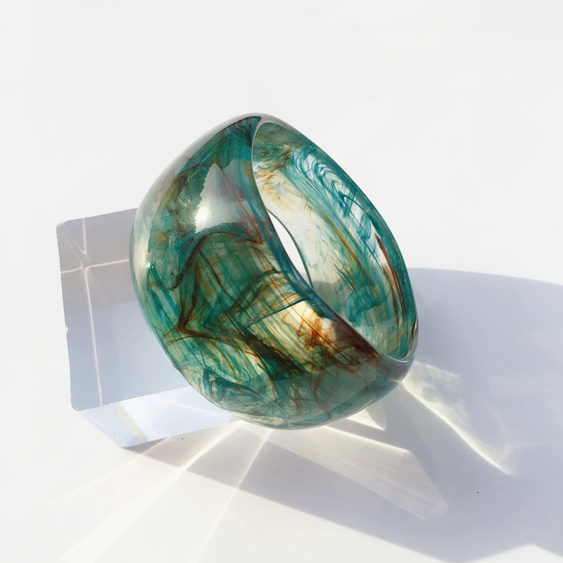UJBOX small size 62mm irregular pattern blue green brown resin acrylic bracelet suitable for women to wear jewelry by hand 241007