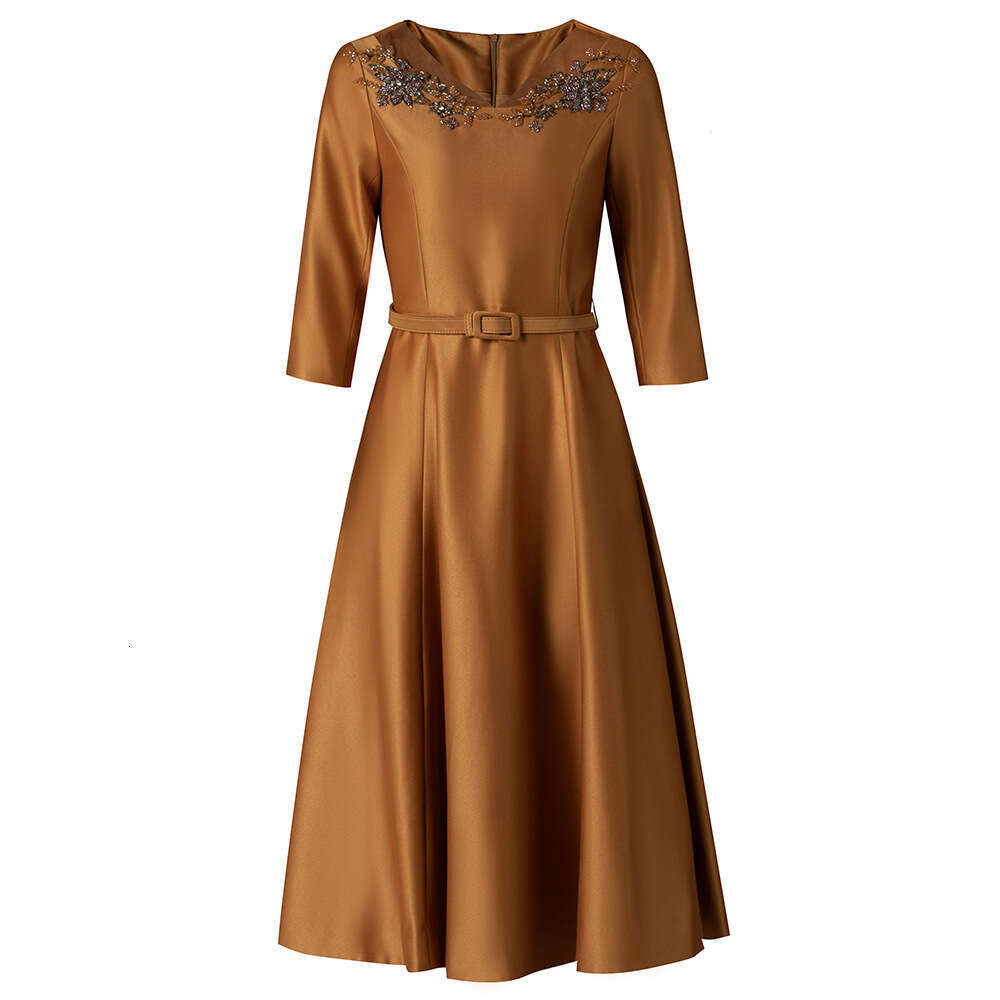 V-neck nail diamond high-end luxury temperament waist cinching and slimming big swing dress autumn 2024 new item