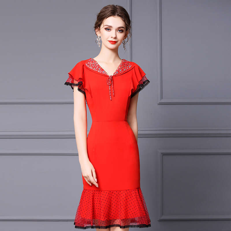 Hepburn dress for womens summer 2024 new style V-neck bow nail diamond lotus leaf short sleeved high waisted fishtail skirt